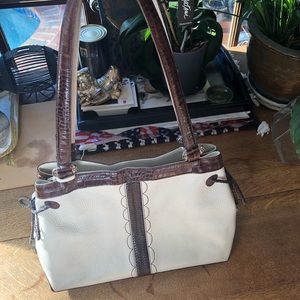 Brighten Leather handbag